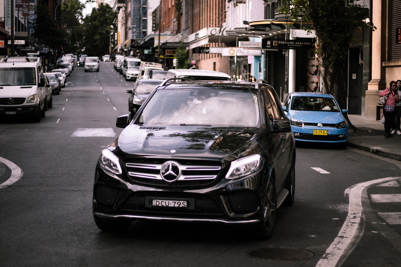 c200l奔驰汽车(奔驰 C200l轿车)