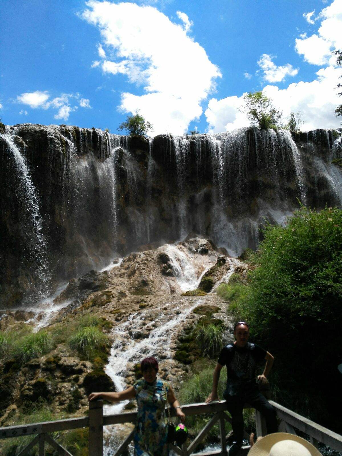 九寨沟旅游攻略7月4日游 九寨沟旅游7天6晚精品旅游线路推荐