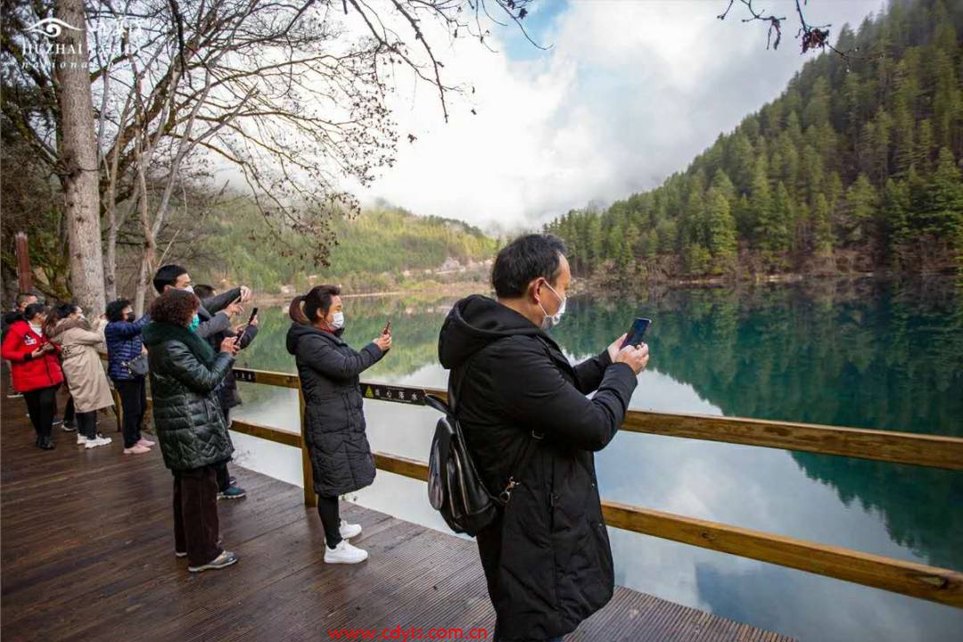 九寨沟旅游低价团路线攻略 九寨沟旅游低价团路线攻略大全