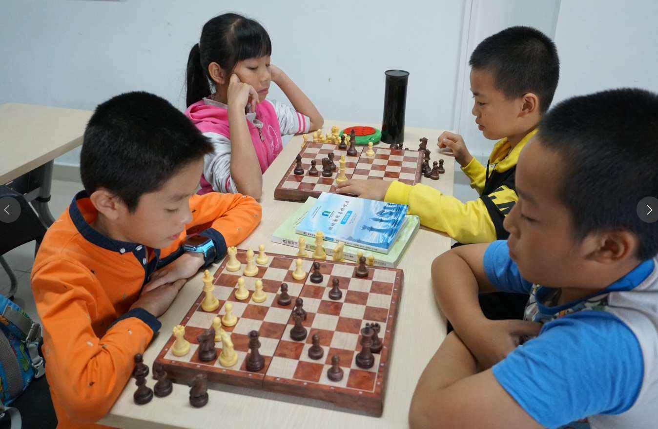 学国际象棋游戏怎么玩 学国际象棋游戏怎么玩的