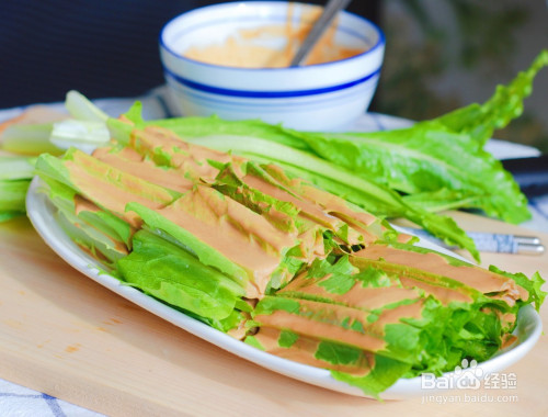 油麦菜蘸酱怎么做好吃视频 油麦菜蘸酱怎么做好吃视频教学