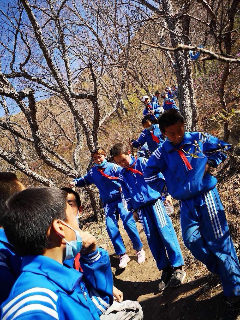 学生去爬山的好处 学生去爬山的好处和坏处