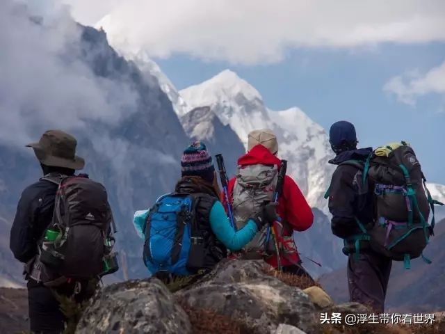 爬山的好处英语在几年级 我认为爬山对身体有好处英语