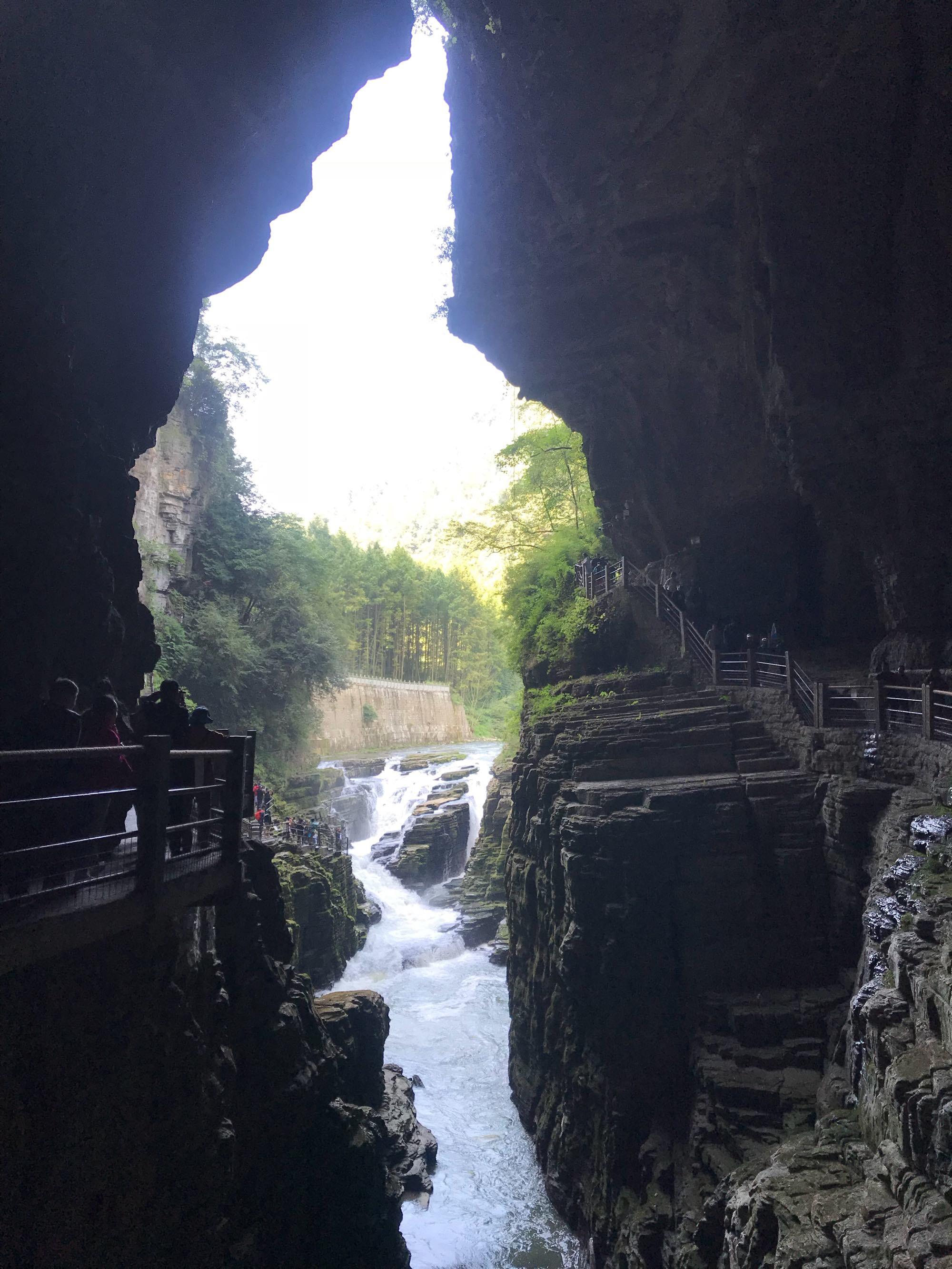 恩施腾龙洞自驾游旅游攻略 恩施腾龙洞自驾游旅游攻略路线